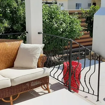 Bougainvillea With Privite Pool * Vasilia