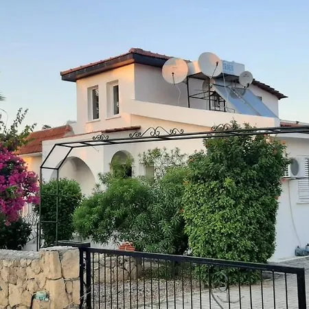 Bougainvillea With Privite Pool Vasilia