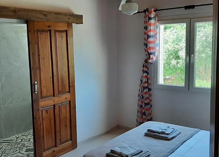 Bougainvillea With Privite Pool *